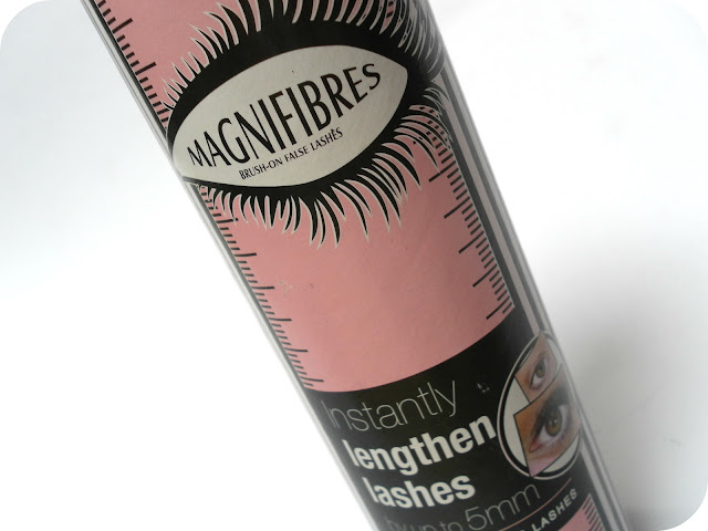 A picture of Magnifibres Brush-On False Lashes
