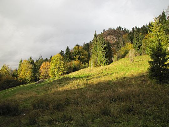 Dubantowska Dolinka i Czajakowa Skała. Dubantowska Dolinka i Czajakowa Skała.