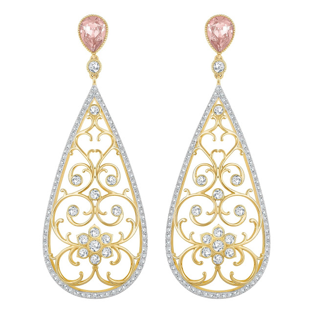 Elastic Long Pierced Earrings Elastic Long Pierced Earrings