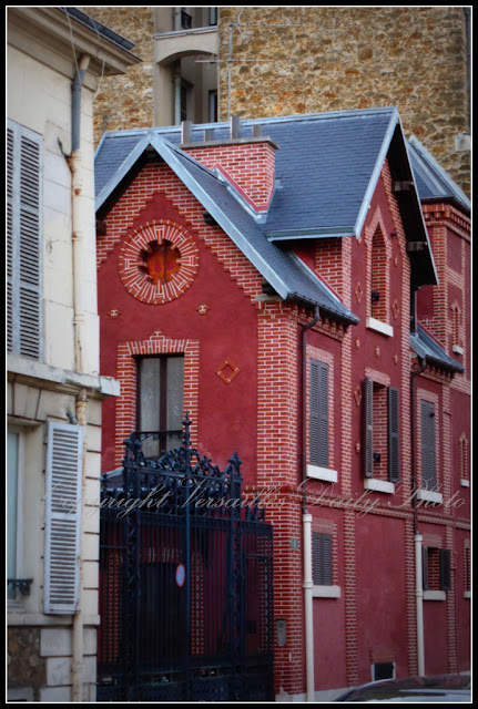 Red house Versailles