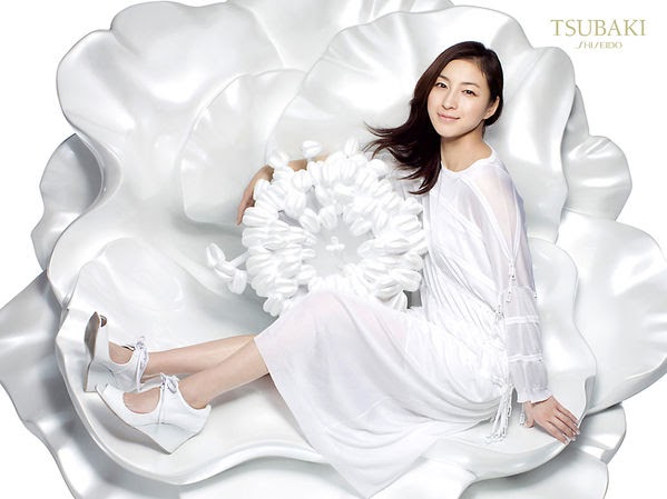 terraza atraer Misterio Repara tu cabello en profundidad con Shiseido Tsubaki | My Celebrity Skin