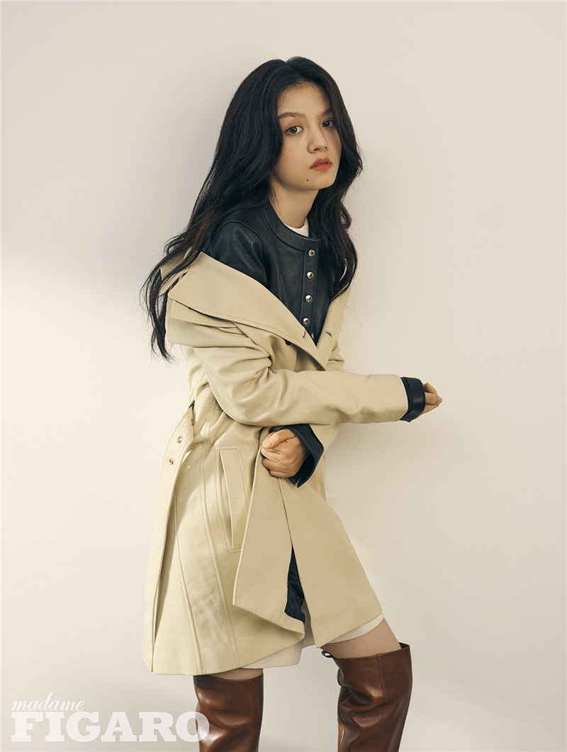 Watch Jessie Li video Watch Jessie Li video