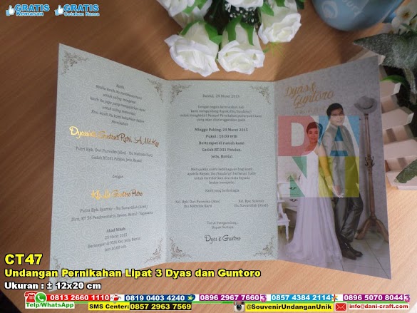 Ukuran Undangan Pernikahan Lipat 3 Ukuran Undangan Pernikahan Lipat 3