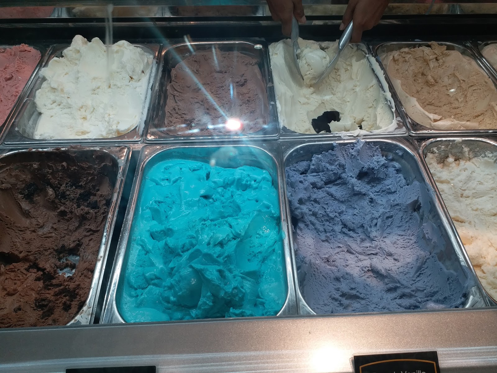 Review Ice Creams at Cold Stone Creamery