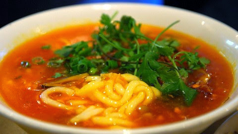 Noodles with Crab and Shrimp Soup