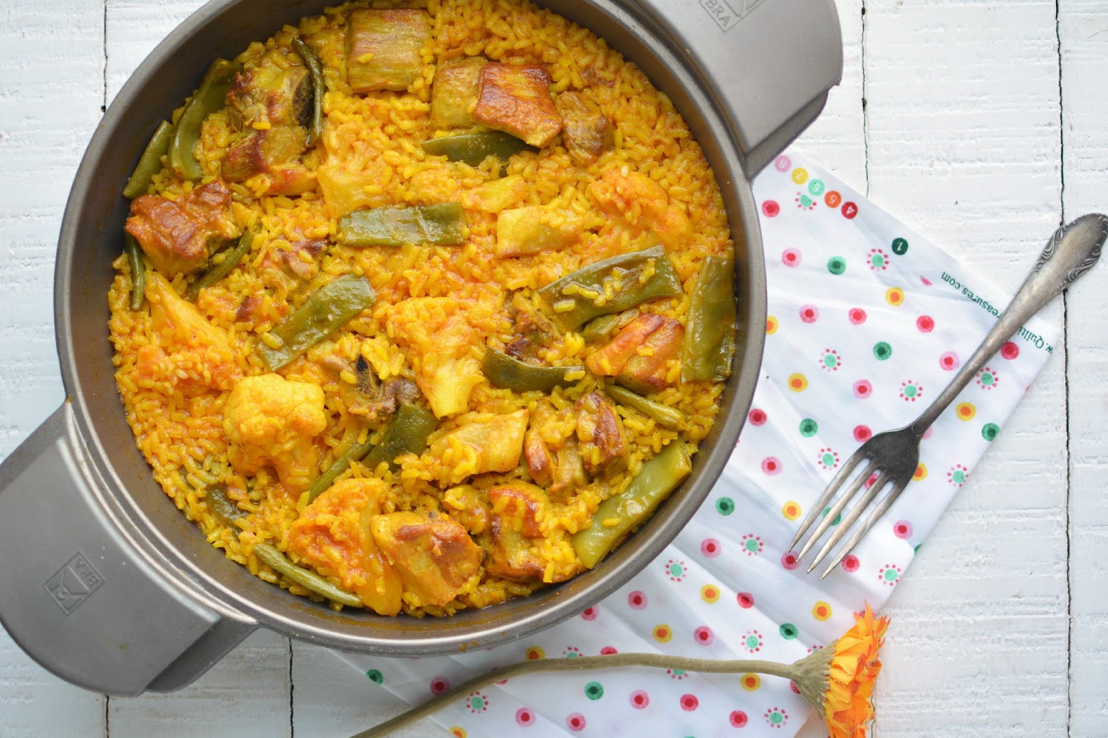 La cocina de Vifran Paella de costilla de cerdo y coliflor