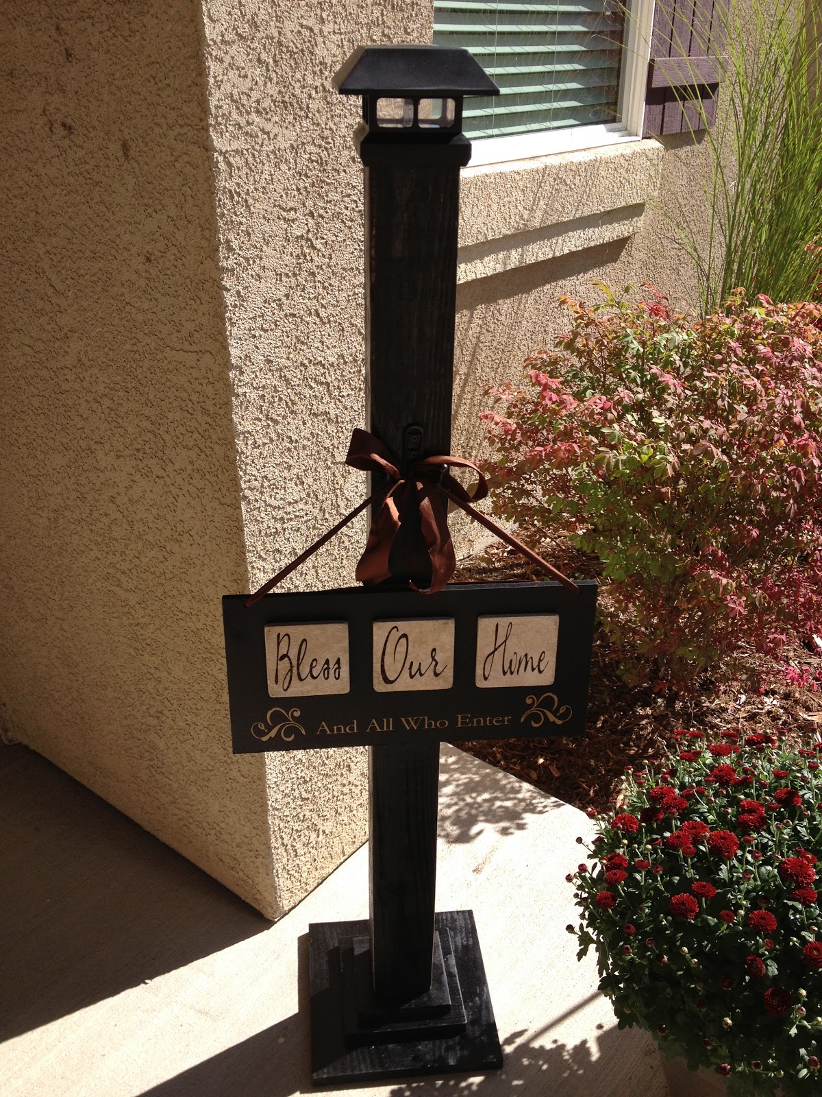 Cool, Creative, and Crafty Lamp Post Sign Hanger Wreath Hanger