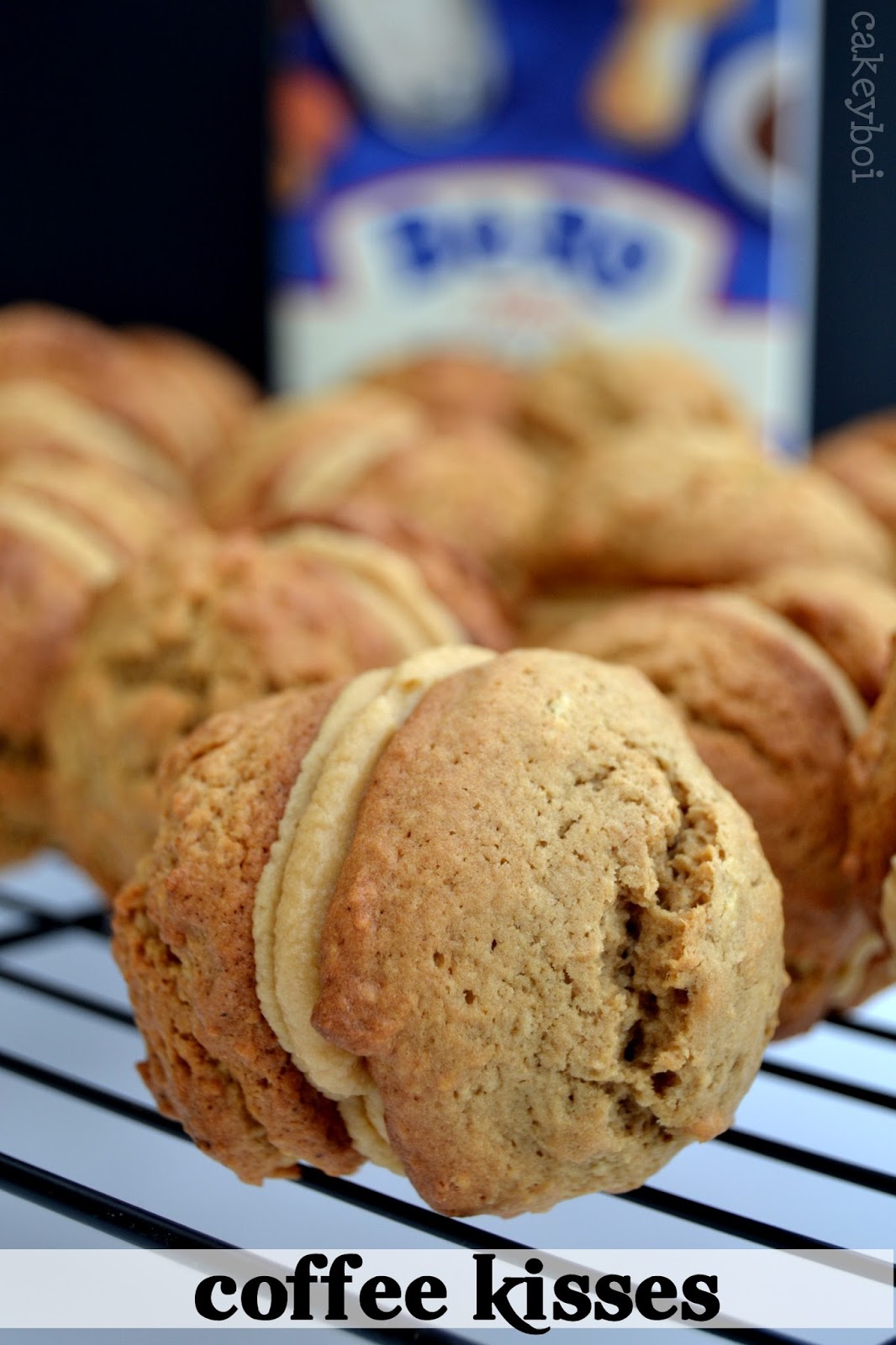 Cakeyboi Coffee Kisses Mmmwah!