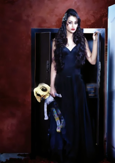 Trisha Spicy Pose as Devil In the Photoshoot Trisha Pose as Devil In the Photoshoot