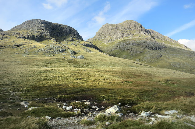 Langdale Pikes, Jacks rake, Ambleside, Windermere, Pavey Ark, Lake District Walks Best