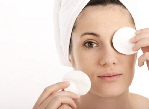 cách dưỡng da sau sinh bằng sữa mẹ