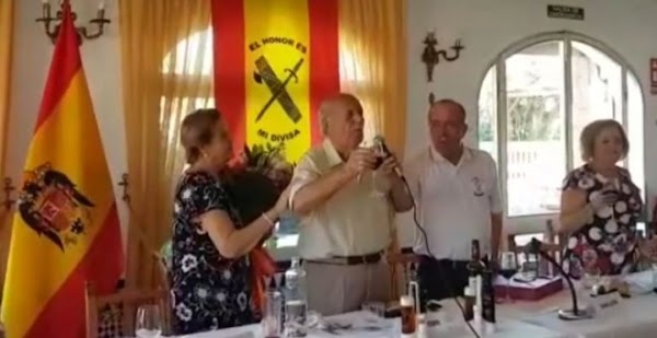 El golpista Tejero reaparece en un homenaje en Málaga entre gritos de '¡Viva Franco!'
