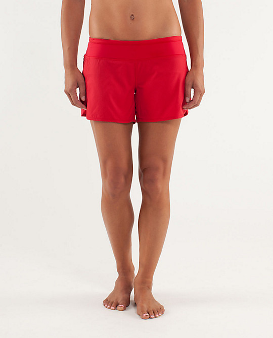 Lululemon Addict: Australian Heads Up