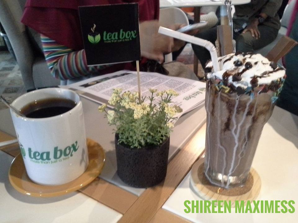 Tempat Nongkrong Kekinian Tea Box Cafe Batam More Than Just a Tea