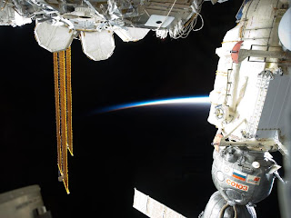 Nave Soyuz en la Estación Espacial
