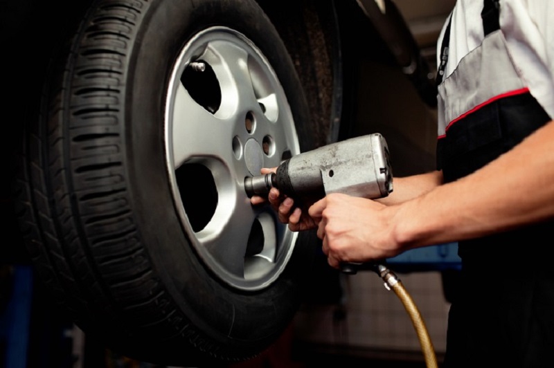 Why Choose Professional Tyre Service Providers?