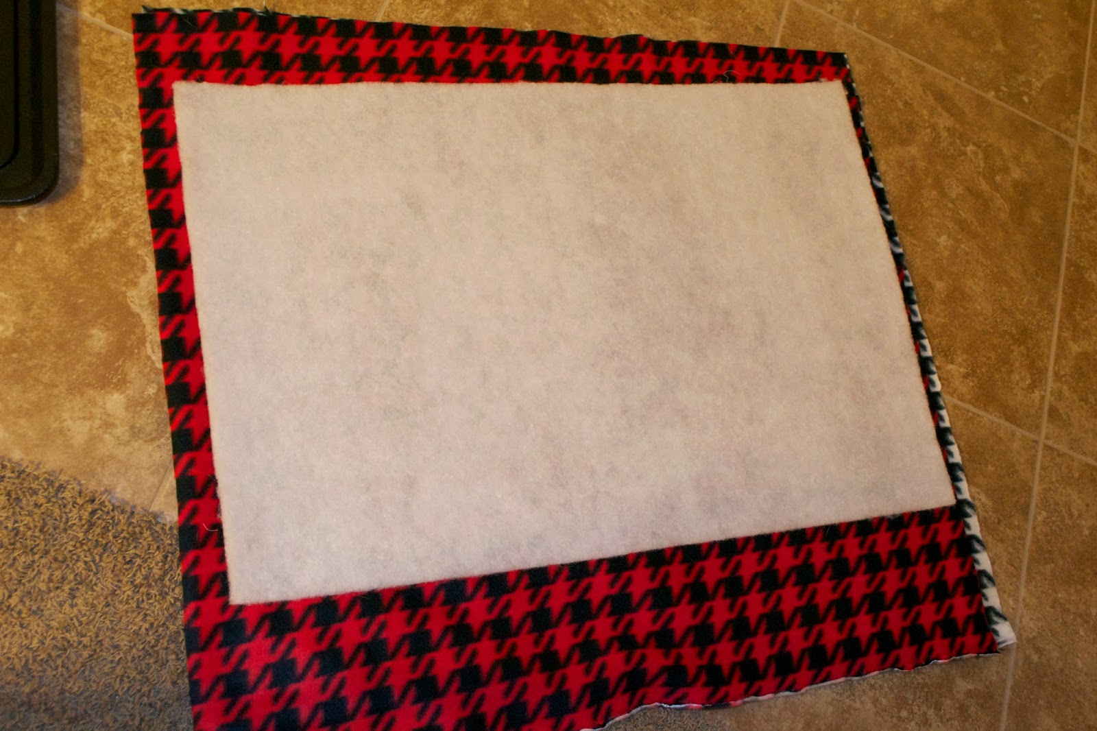 Focus on Bre DIY dog Crate Mat