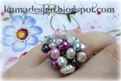 Handmade ring with freshwater pearls