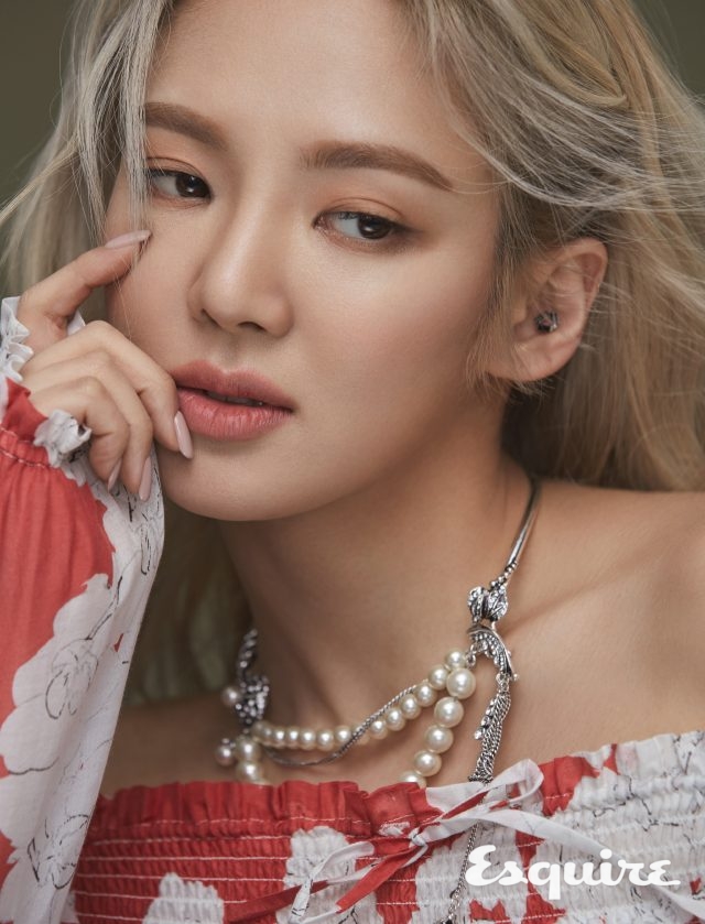 snsd%2Bhyoyeon%2Besquire%2B%25282%2529.j