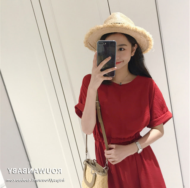 Cửa hàng bán váy maxi đi biển tại Quán Thánh Cua hang ban vay maxi di bien tai Quan Thanh