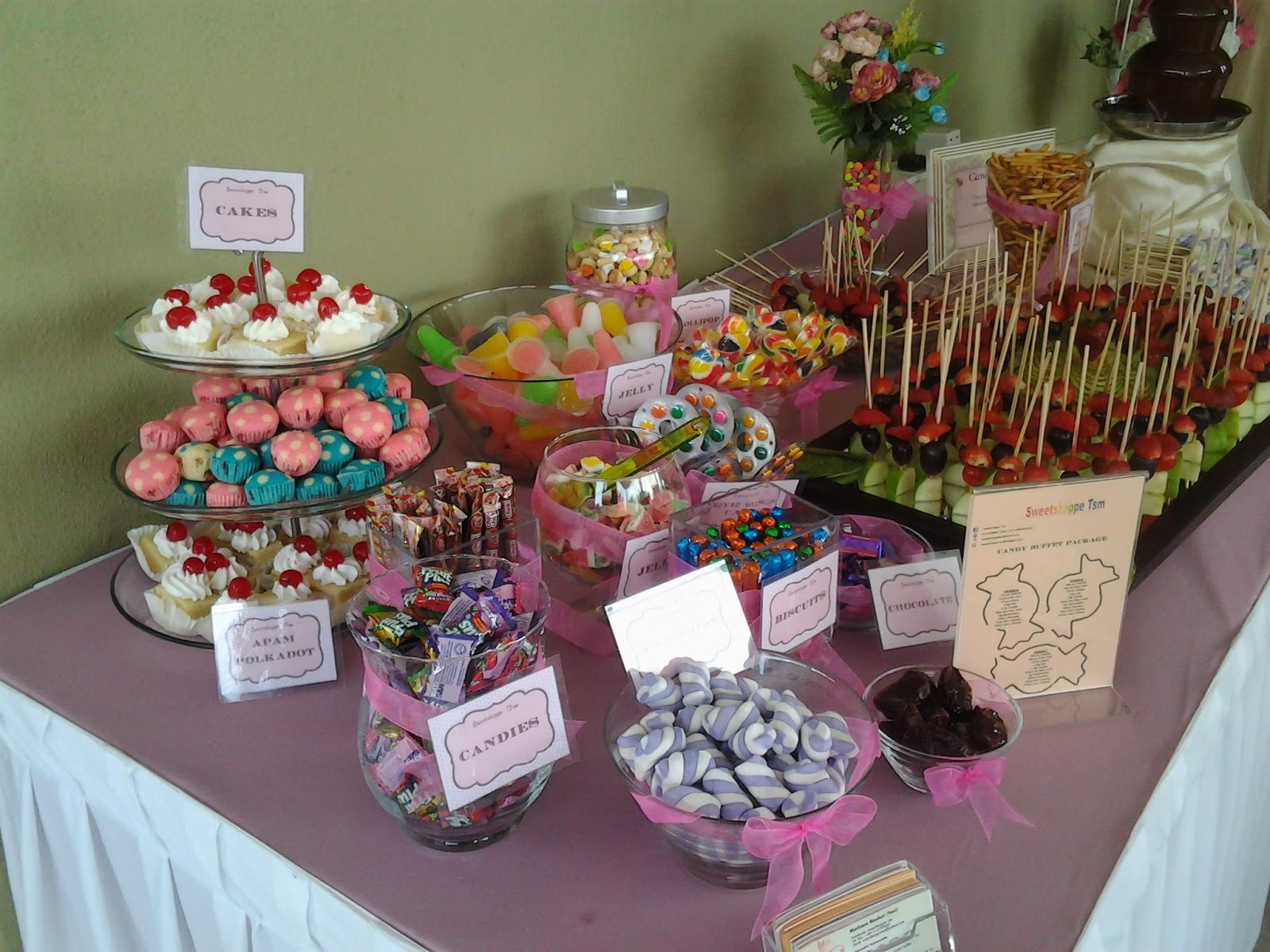 SEMUA ada Di Sini Coklat Fountain & Candy Buffet (pink theme)