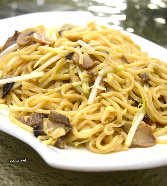 Fried Yee Mee with Assorted Mushrooms and Truffle Oil