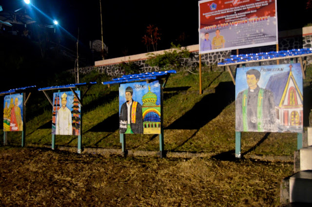Pesta 1000 Lampion di Bukit Kasih Kanonang, Minahasa - Sulawesi Utara