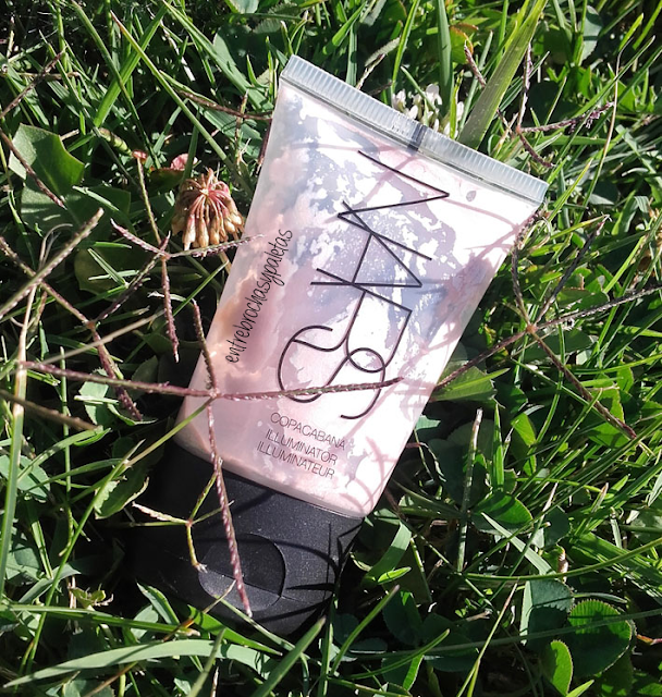 copacabana-nars iluminador liquido copacabana nars