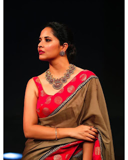 Television Actress Anasuya Bharadwaj In Sleeveless Yellow Saree Navel Queens Television Actress Anasuya Bharadwaj In Sleeveless Yellow Saree Navel Queens