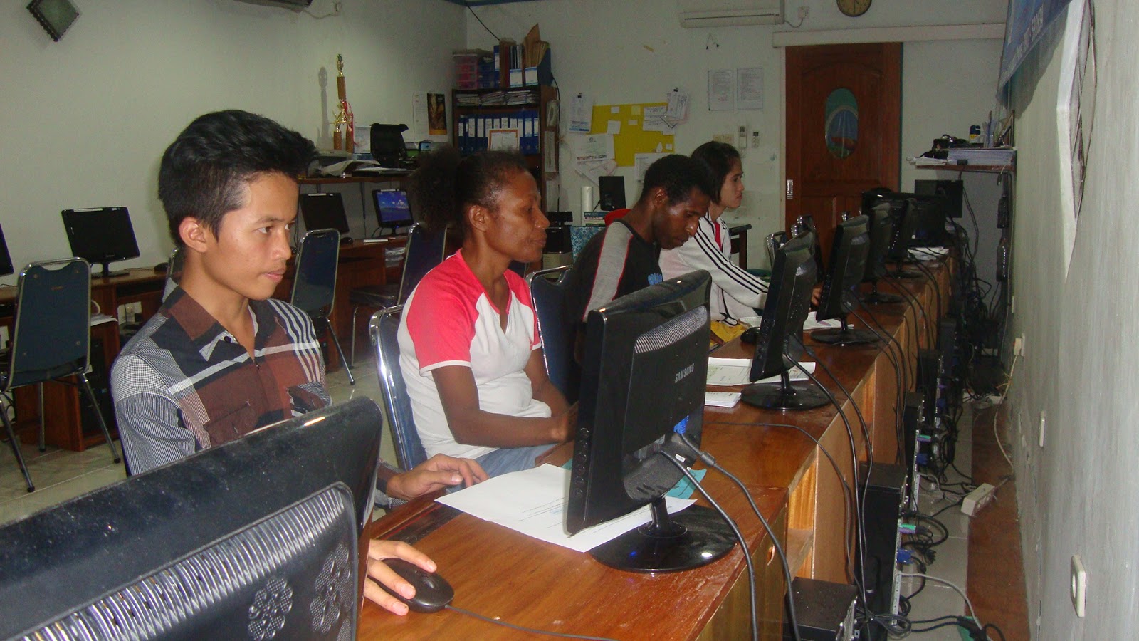 LKP POMETIA (Lembaga Kursus dan Pelatihan) DOKUMENTASI