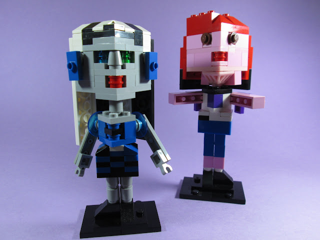 MOC LEGO Monster High Frankie Stein e Operetta