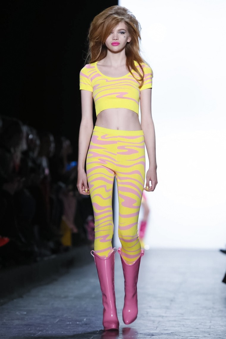 Jeremy Scott Fall/Winter 2016-2017 RTW NYFW Jeremy-Scott-fall-winter-2016-2017-collection-New-York-Fashion-Week, Jeremy-Scott-fall-winter-2016-2017, Jeremy-Scott-FW-2017, du-dessin-aux-podiums, dudessinauxpodiums