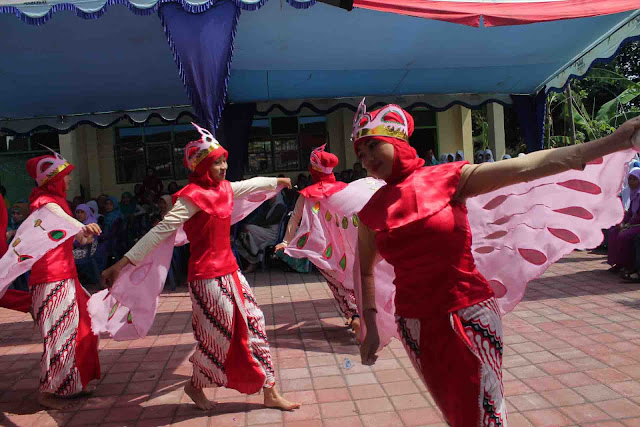 Tari Kupu Kupu Kegiatan Perpisahan