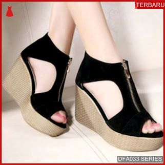 DFA033K29 KS5 SANDAL WEDGES ATIKAH WANITA READY DEWASA LGSG SUEDE ATIKAH