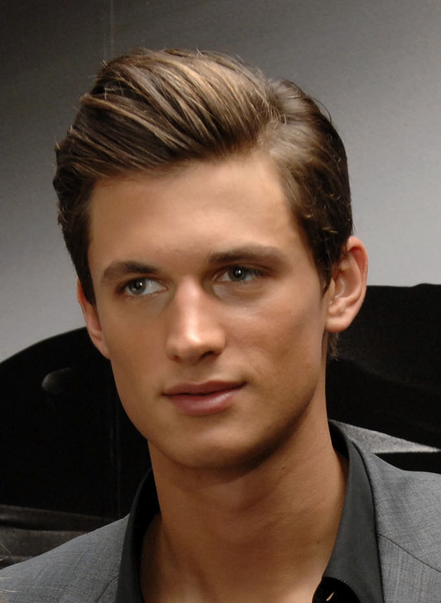 Mens Hairstyles With Bangs Mens Hairstyles With Bangs