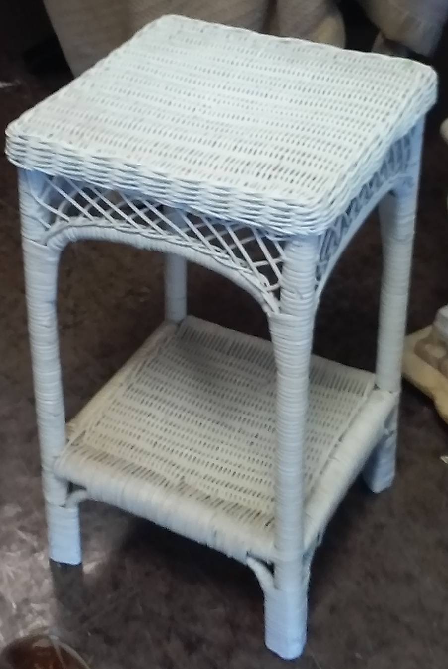 UHURU FURNITURE & COLLECTIBLES: SOLD **REDUCED** White Wicker End Table