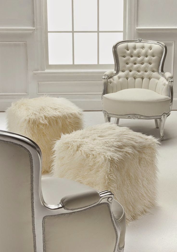 Eye For Design: Decorate Your Interiors With White Faux Furs