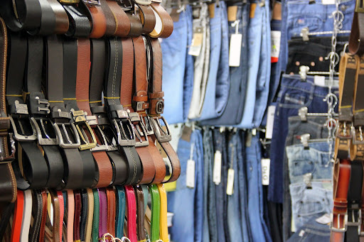 Compras de cinturones y complementos en Saigon