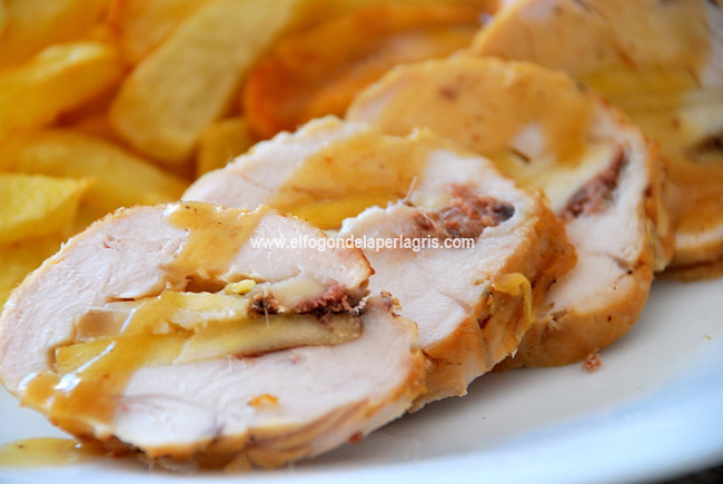 Pechuga de pollo rellena Pechuga de pollo rellena