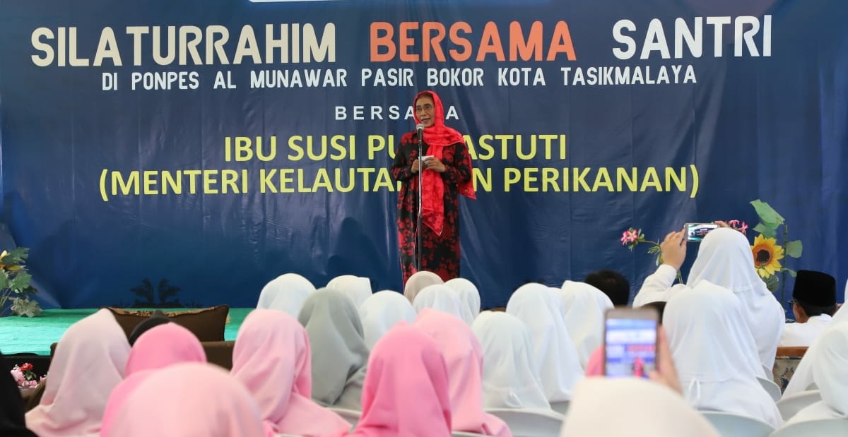Menteri Susi: Tenggelamkan Kapal Asing Pencuri Ikan Demi Tegakkan Kedaulatan
