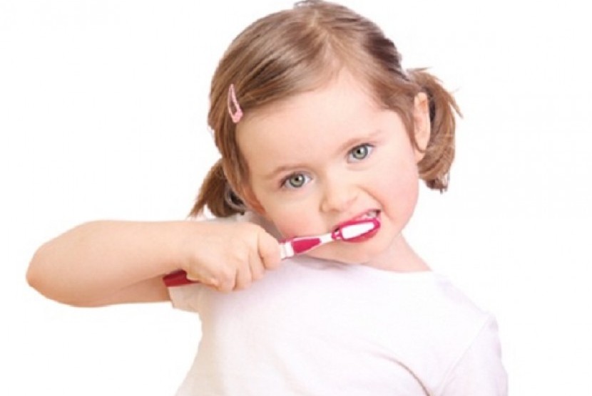3 Kebiasaan Menyikat Gigi yang Keliru | Barhakuda