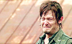Daryl The Walking Dead chorando