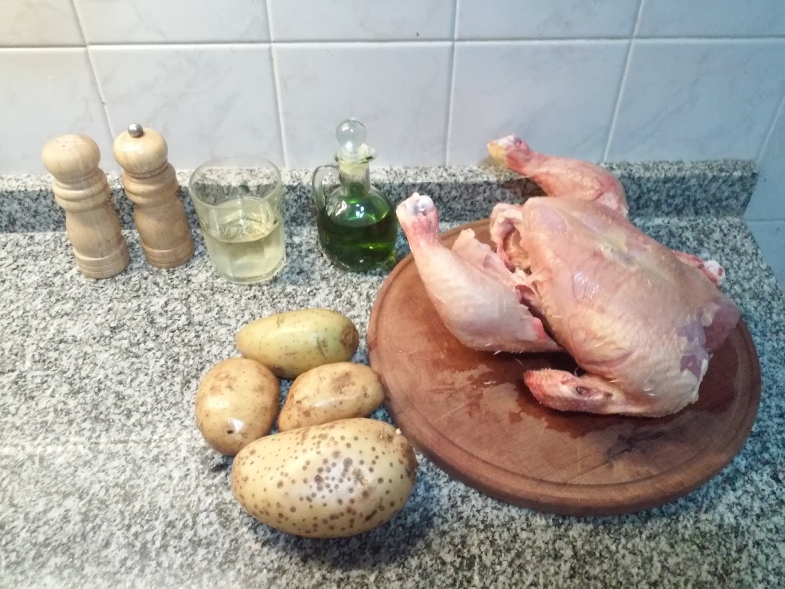 Cocina Pelongacha Pollo de campo entero al horno con patatas