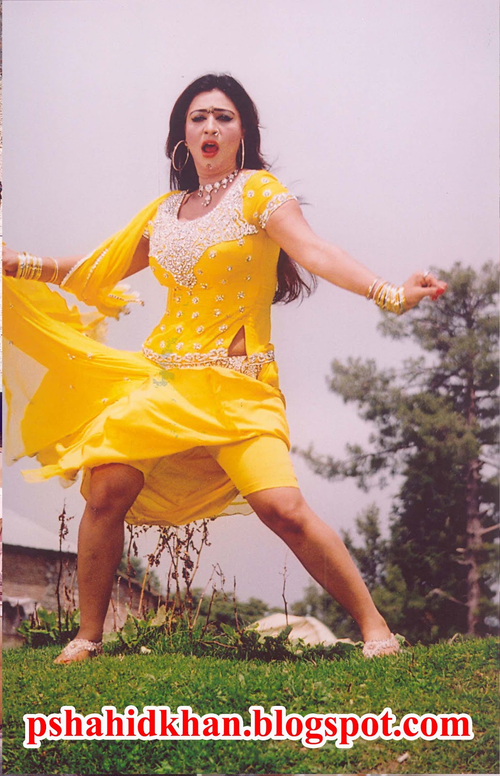 Lil gaping lesbians special set review