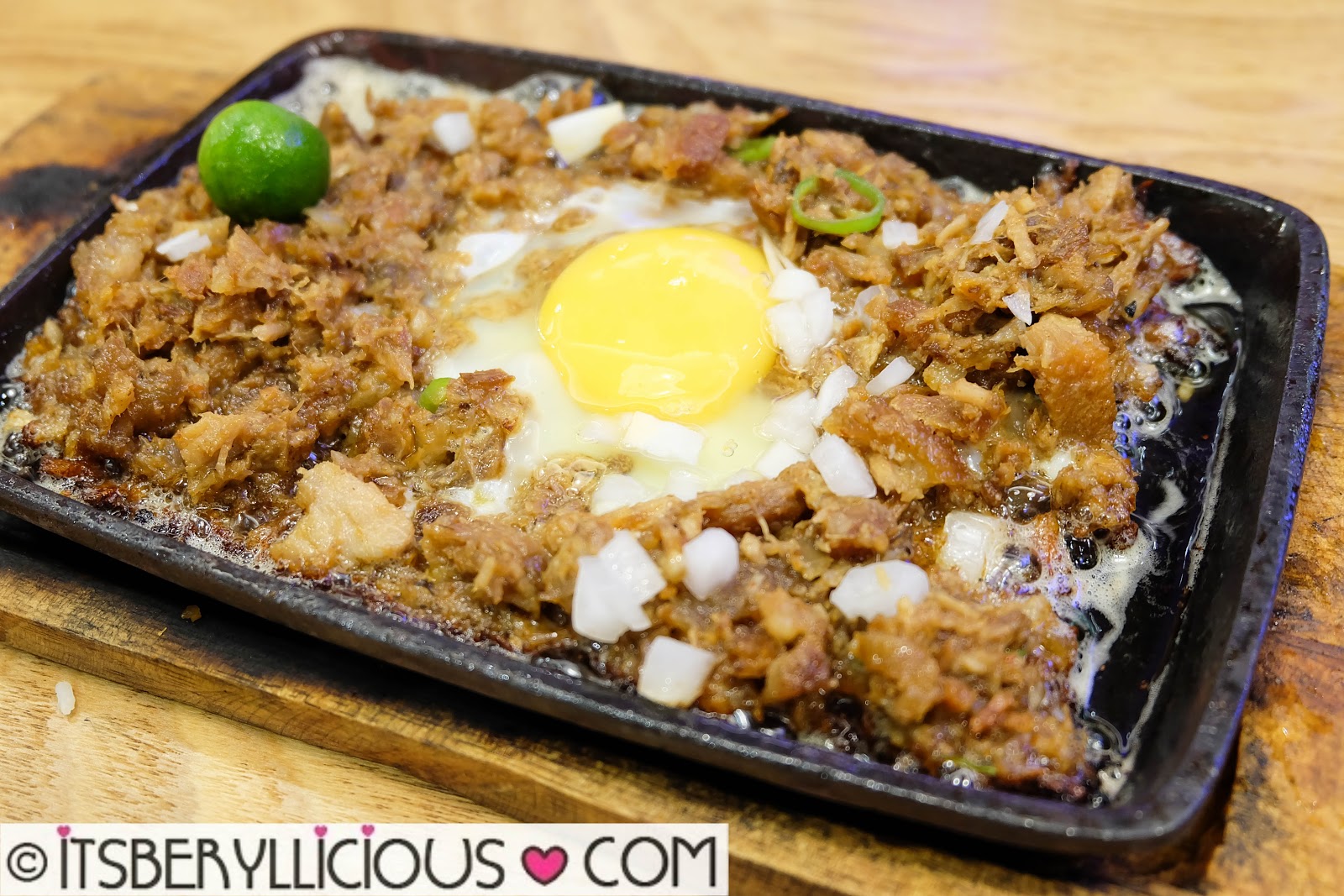 Kuya J Restaurant Filipino Favorites and HaloHalo Espesyal with