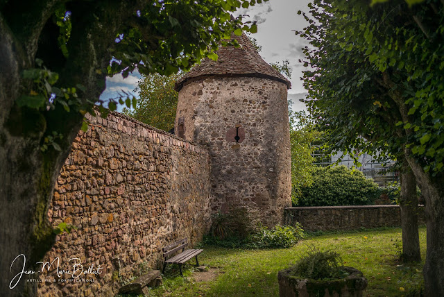 Cimetière fortifié d'Hartmannswiller — Tour de flanquement (angle sud-ouest)