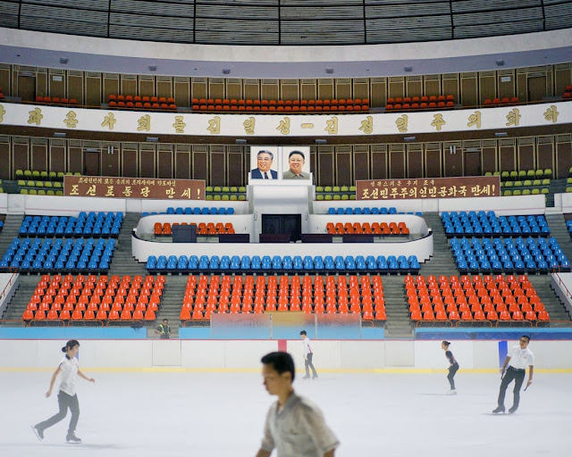 arquitectura-cruda-capital-Corea-del-Norte-fotógrafo-Raphael-Olivier