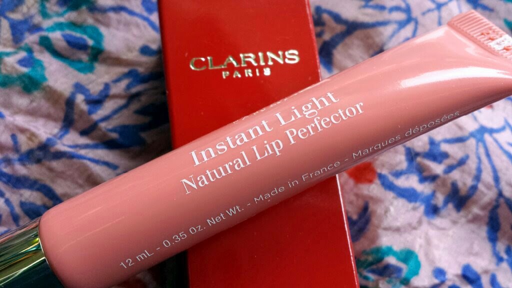 Beautifinous.: Clarins Instant Light Natural Lip Perfector review