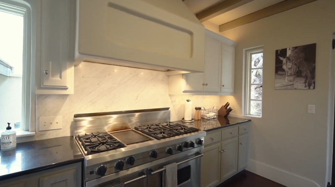 25 Interior Design Photos vs. 500 E Olmos Dr, San Antonio Luxury Home Tour