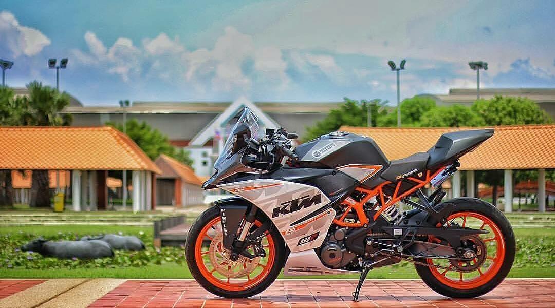 KTM RC 200 С наездником